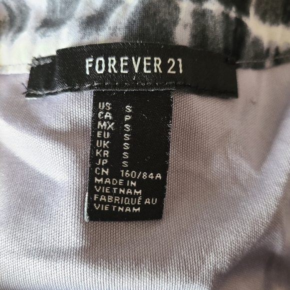 FOREVER 21 Grey & White Tye Dye Sleeveless Mid Length Dress Size Small - Picture 7 of 8